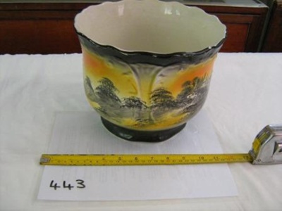 Vase; SH1972-443