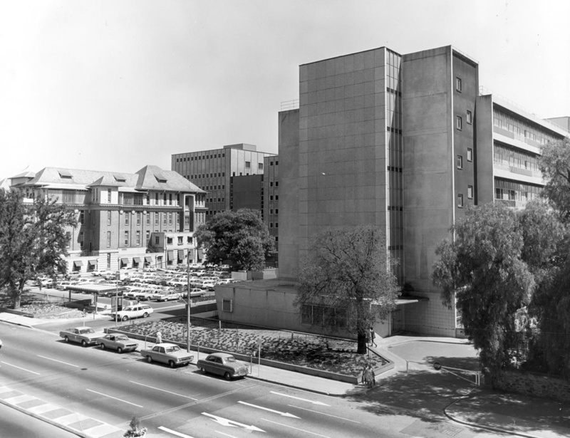 exteriors-east-wing-building-1972-1-257-ehive