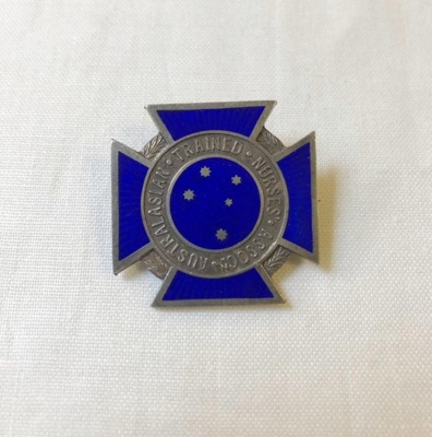 Badge: Australian Trained Nurses Association; 1905; AR#1007 | eHive