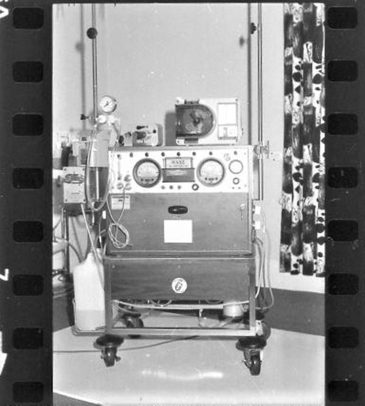 Equipment Renal Dialysis Machine; 1980; AR14396 eHive