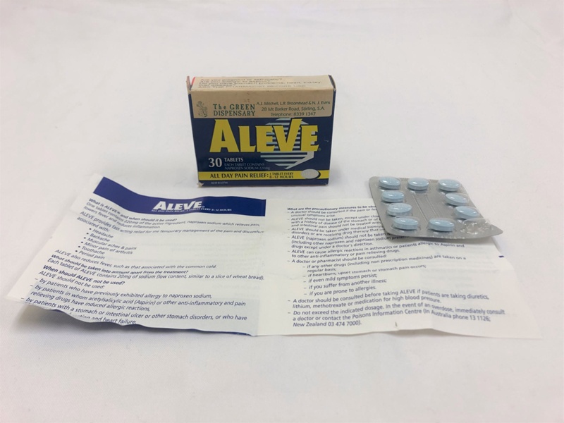 Chemical Aleve Pain Relief Tablets; Roche Consumer Health; Ca 2000s