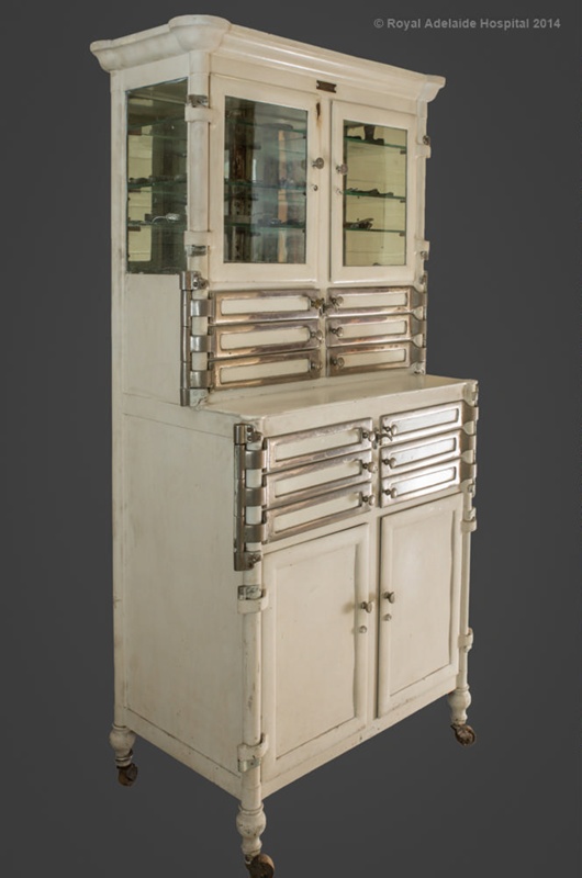 Equipment Aseptic Dental Ca 1930; AR1670 eHive