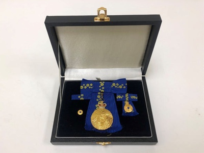 Medal: Member of the Order of Australia (AM) Insignia; Royal Australian Mint; Ca 2001; AR#14808