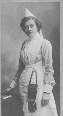 Equipment: Nurses Chatelaine belonging to Florence 'Bessie' Way; Ca 1895; AR#1021