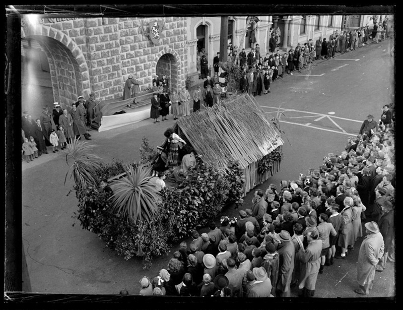 Parade float. Coronation Procession; Unknown; 1953?; 7227.1 eHive