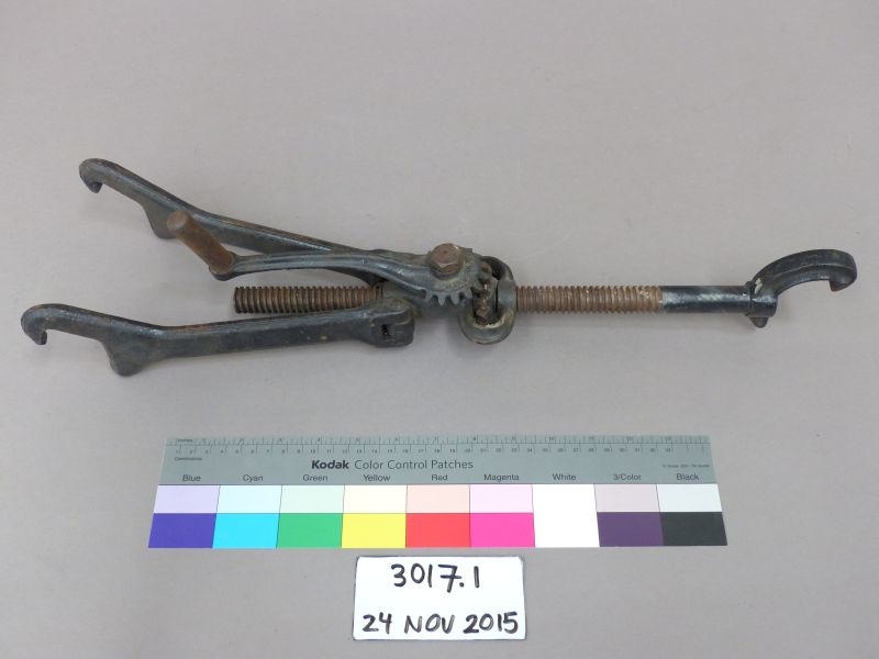 Rim tool; Unknown; Unknown; 3017.1 | eHive