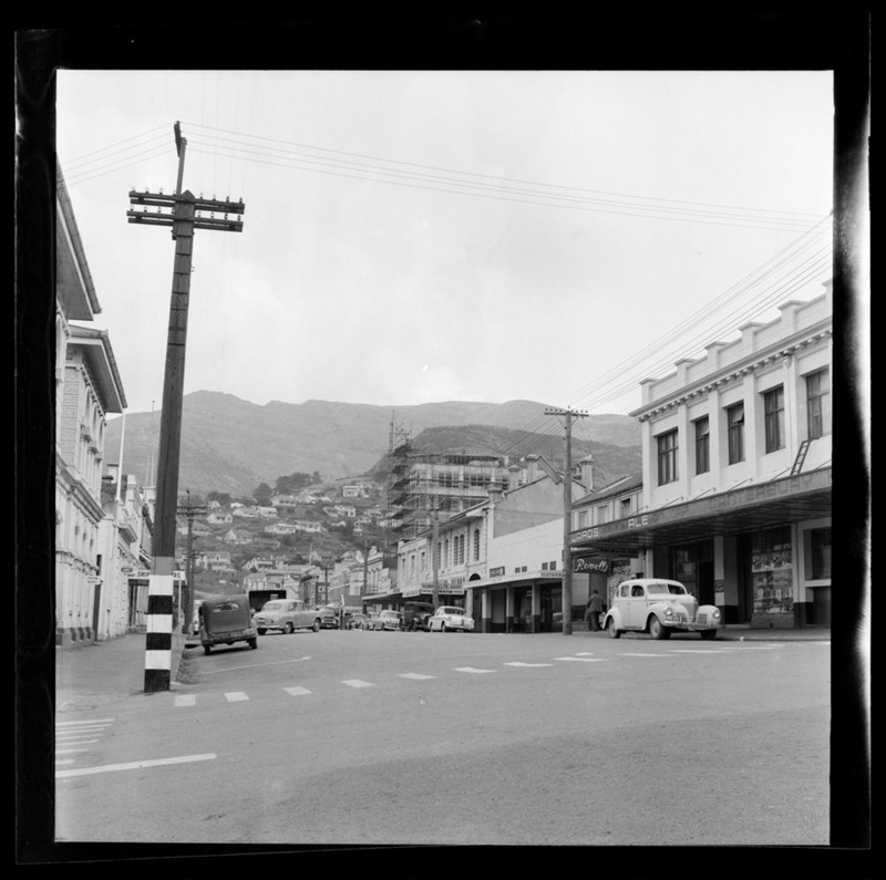 A view up Norwich Quay. Canterbury Hotel at front right, Post Office at front le... eHive A view up Norwich Quay. Canterbury Hotel at front right, Post Office at front le... eHive