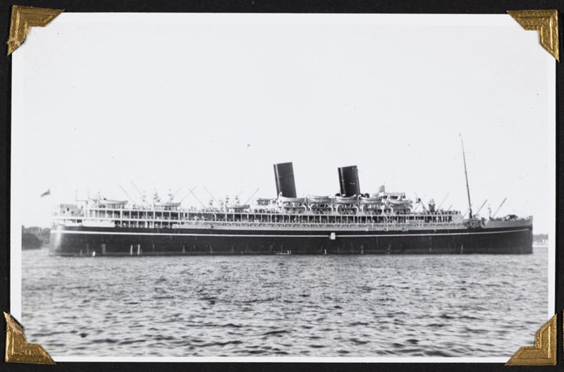 The 'Mooltan' in harbour.; Unknown; 1900-1950; 14990.132 | eHive