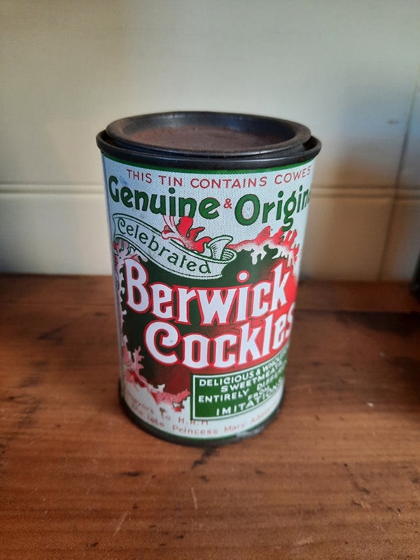 Berwick cockles tin; W M Cowe & Sons; circa 1880; KMBS 0348.1 | eHive