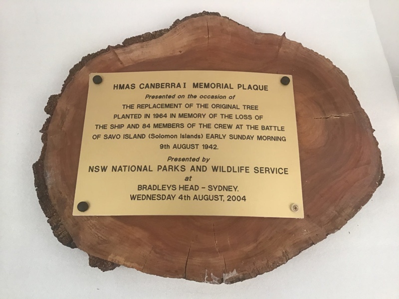 Presentation; Plaque; HMAS Canberra I; 2004; NAVY374300 eHive