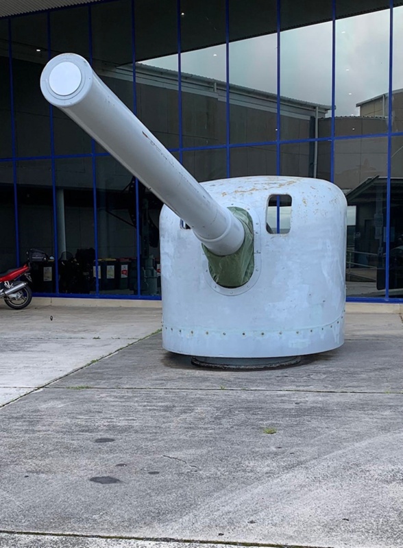 HMAS Melbourne I Breech loading gun; Vickers Limited; 1912; NAVY-41728 ...