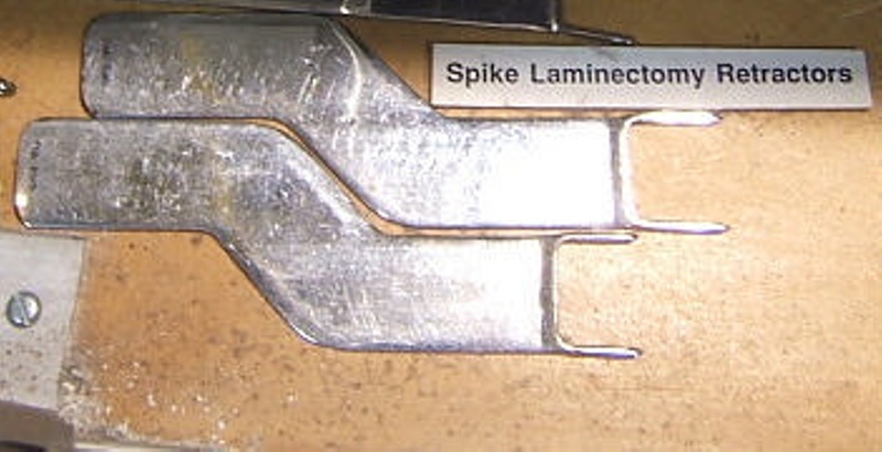 Spike Retractor Spike Laminectomy Retractors; AM.91.188 a-b | eHive