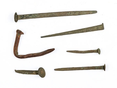 6 nails (1 copper) - field above Cromarty; CRMCH 1990.16
