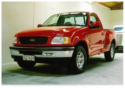 1998 Ford F-150 XLT truck; Ford Motor Company; 1998; 2015.316