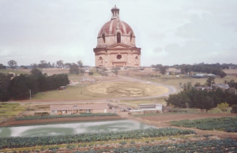 Landmarks Watermarks 1 (Dome Dream); Mifsud, Bette; 1996; BCC MSD 001