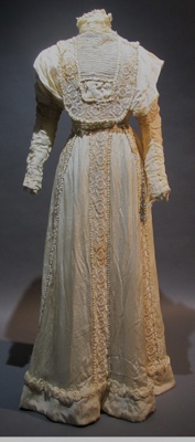 Bertha Oates' Wedding Dress; 1909