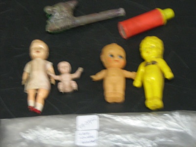 Collection - plastic toys - 4 dolls, 1 whistle, one kaleidoscope; 08-3922.1.2.3.4.5.6