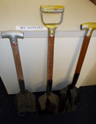 Three shovels; unknown; BC2016/61