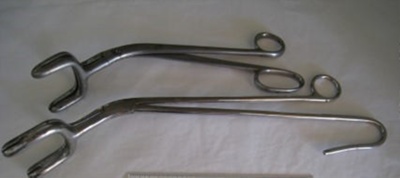 Large tongs/clasps; G.S.D; c1900's; BC2015/87:1-2