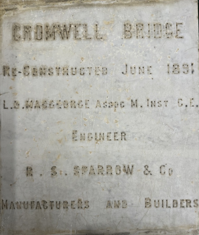 Old Cromwell Bridge Plaque