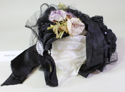 Ladies bonnet.; Brown Ewing, Co; unknown; CR1977.657 