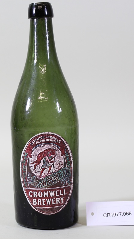 håndflade Nat sted Natur Cromwell Brewery bottle; Lyon Bros; 1900; CR1977.068 | eHive