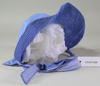 Child's sun bonnet.; Unknown maker; unknown; CR1977.658 