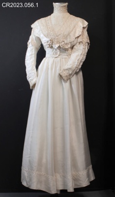 Wedding dress, Polly Hancock and Robert Toms 1911 image item