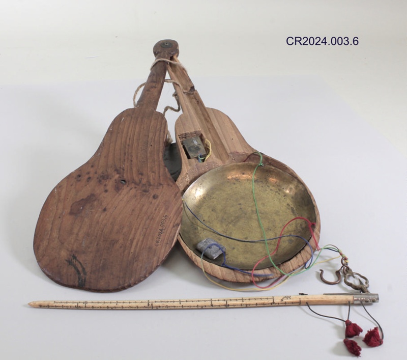Chinese Dotchin or "opium" Scales