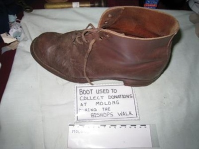 Boot - leather man's boot
; SH1968-1999