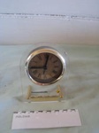 Clock - small in clear plastic stand
; SH1968-1671