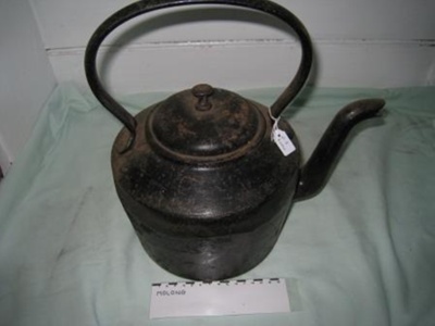 Black Iron Kettle 
; SH1968-12