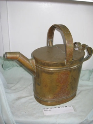 Watering can - originally from Gamboola
; SH1968-1667