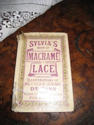 book
; SH1968-1657
