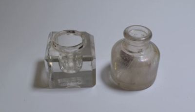 Two Glass Inkwells
; SH1968-5504