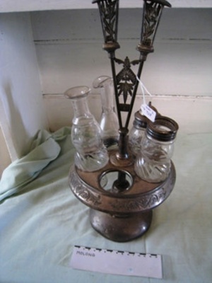 Cruet set
; SH68-728