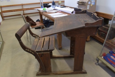 School Desk; SH2022/023