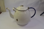 Enamelware tea pot; CH22/138