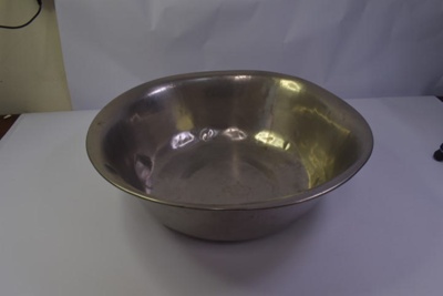 Large stainless-steel bowl; CH22/157