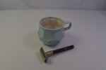 Shaving mug & safety razor; CH22/159 (i) & (ii)