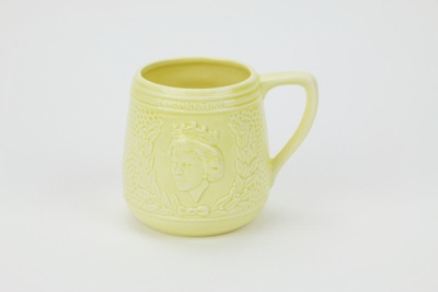 Coronation commemorative mug ; Crown Lynn Potteries Ltd; circa 1953; 02953