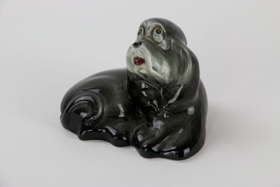 Dog figurine; Crown Lynn Potteries Ltd; circa 1950s; 00104