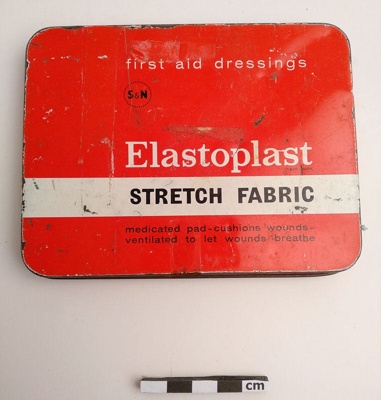 Tin, Elastoplast; T.J. Smith & Nephew Ltd, Hull.; 1998.73.2