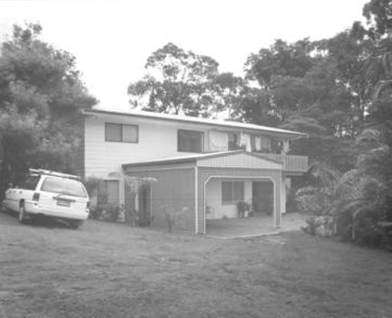 Photo - Mimundi (?) Apiary Eumundi, 1998; Ian Murray; 1998-1998; P-2201 ...