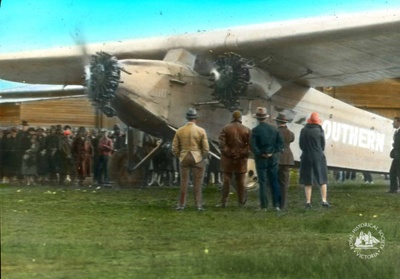 The "Southern Cross", Charles Kingsford Smith's aircraft; Gunn's Slides (Firm); GS-IT-82 The "Southern Cross", Charles Kingsford Smith's aircraft; Gunn's Slides (Firm); GS-IT-82