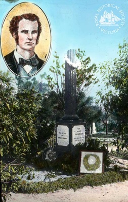  Adam Lindsay Gordon: Brighton General Cemetery, Melbourne, c.1930; T.W. Cameron (Firm); GS-TM-04