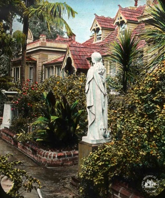 'Stanford House', house and garden of Dr Stanford, 180 Clarendon Street, East Melbourne, c. 1900; T.W. Cameron (Company); GS-BCS-4