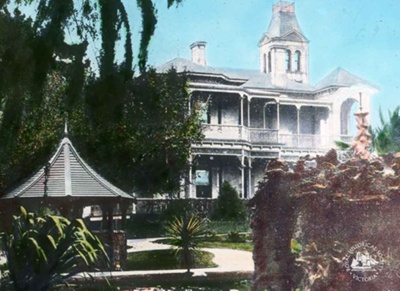 Residence of H. F. Young, "Normanhurst", Brighton Road, St Kilda [Elsternwick], c. 1910; T.W. Cameron (Firm); GS-BCS-72