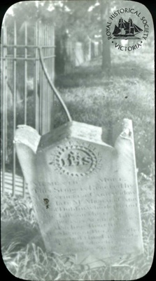 Michael Carr and Michael Bulger : Old Melbourne Cemetery, c. 1920; Miller, Everard Studley, 1886-1956.; GS-TM-13