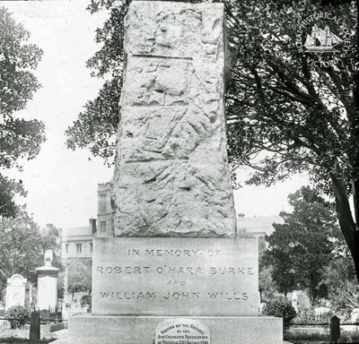 Burke and Wills Memorial : Melbourne General Cemetery, c. 1920s; Miller, Everard Studley, 1886-1956.; GS-TM-02 Burke and Wills Memorial : Melbourne General Cemetery, c. 1920s; Miller, Everard Studley, 1886-1956.; GS-TM-02